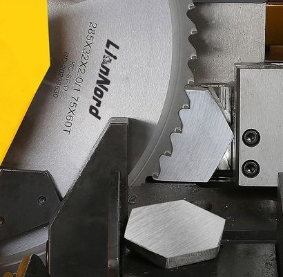 Máquina de corte de precisão para corte de metal