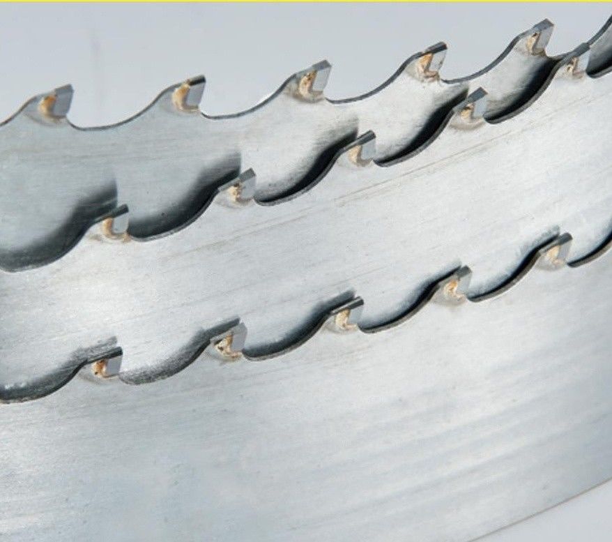TCT Carbide Wood Saw Blade Processo de solda de alta frequência para madeira dura 0.65-1.25MM Largura